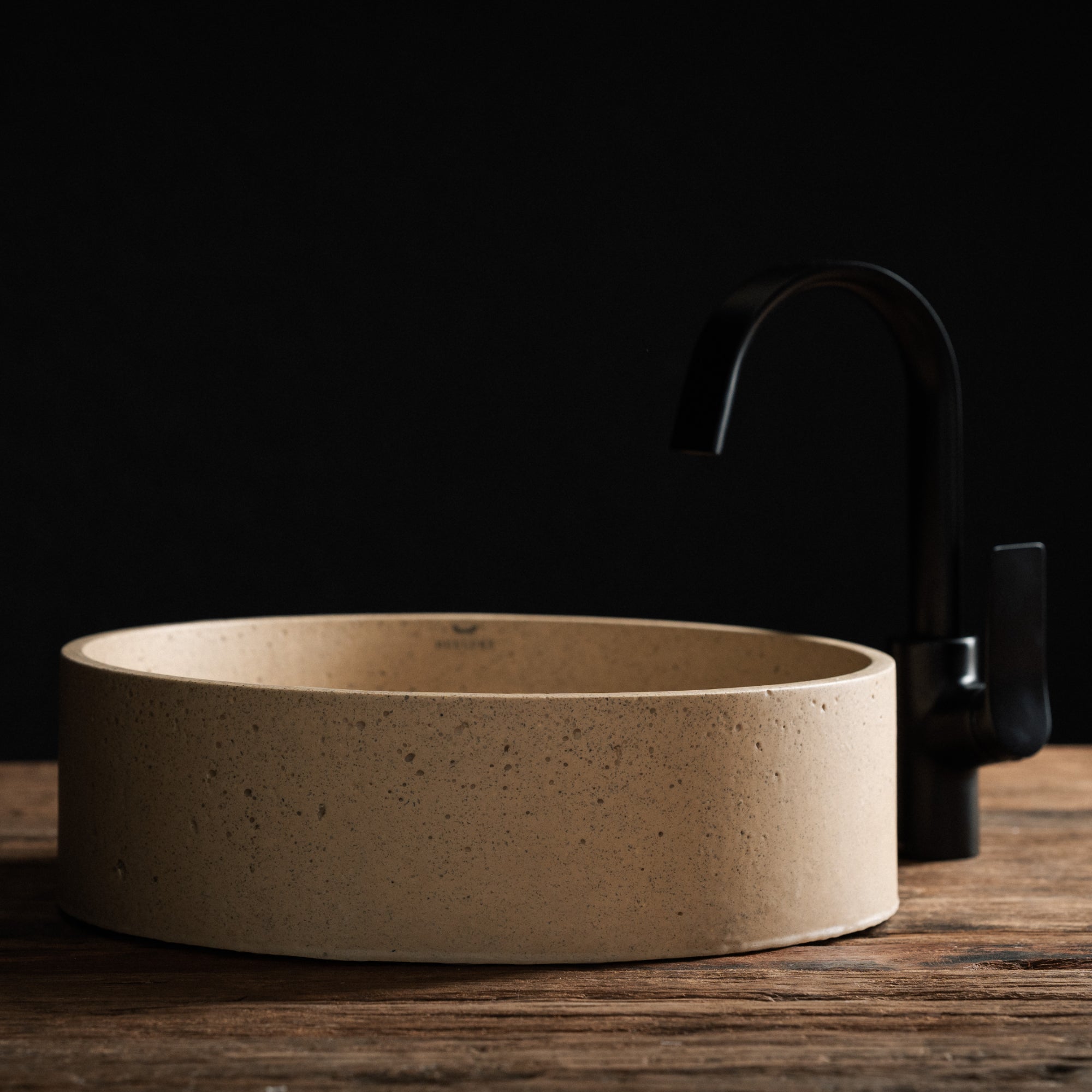 01-WB Round Waschbecken sand