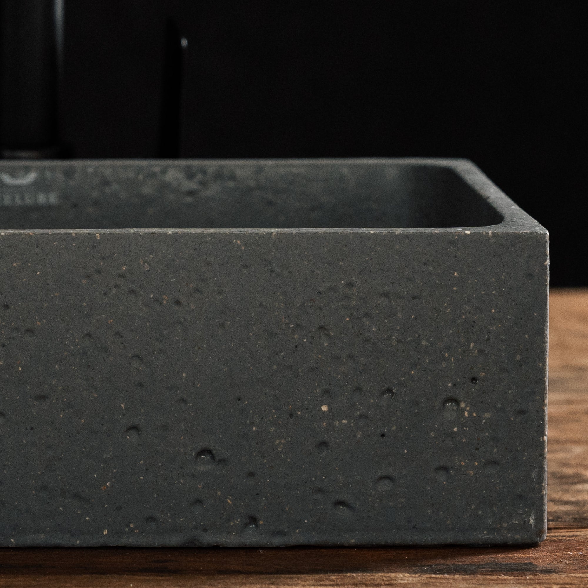 05-WB Square-light Waschbecken anthrazit